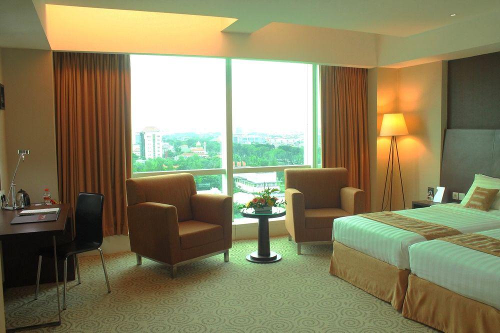 The Alana Surabaya Hotel Ngoại thất bức ảnh