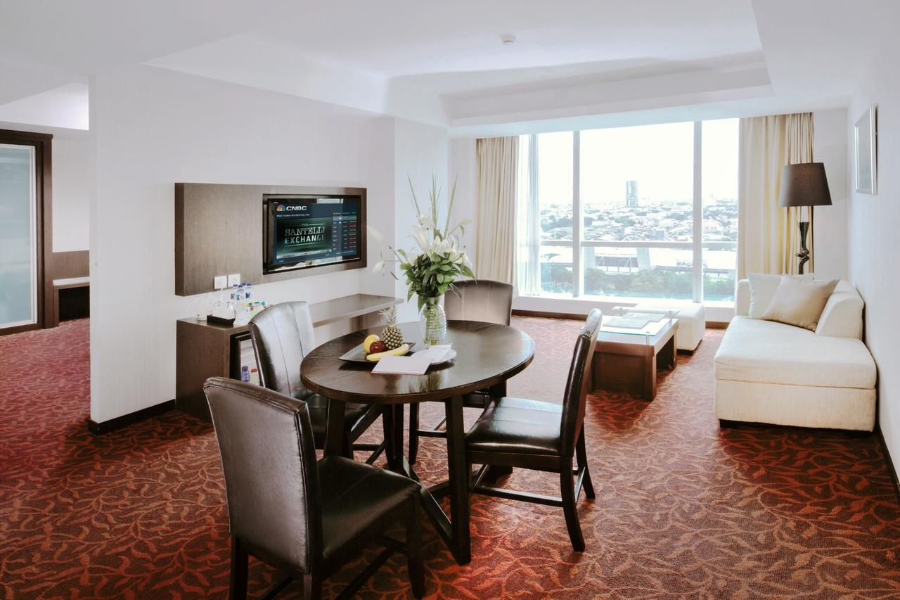 The Alana Surabaya Hotel Ngoại thất bức ảnh