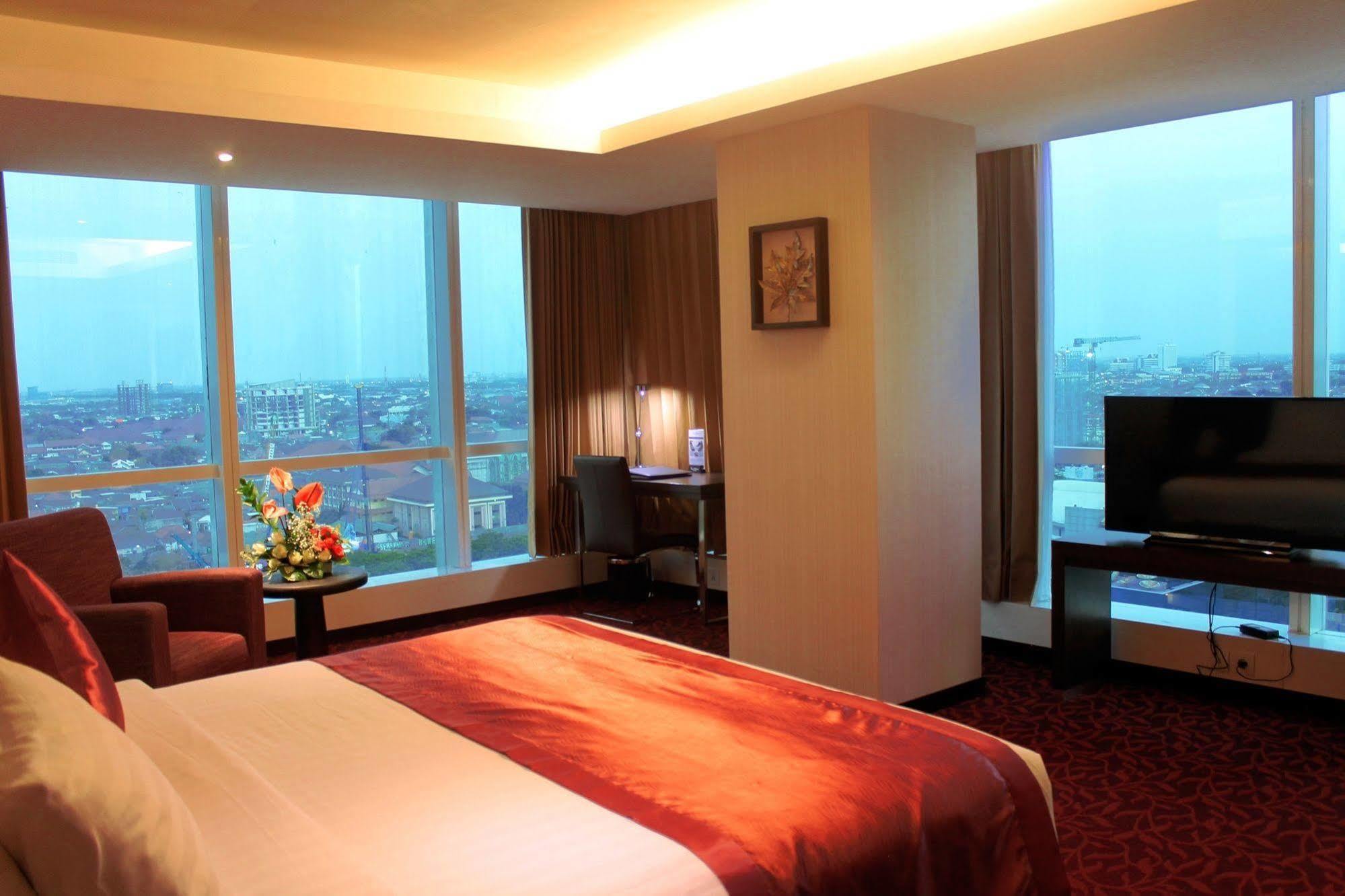 The Alana Surabaya Hotel Ngoại thất bức ảnh