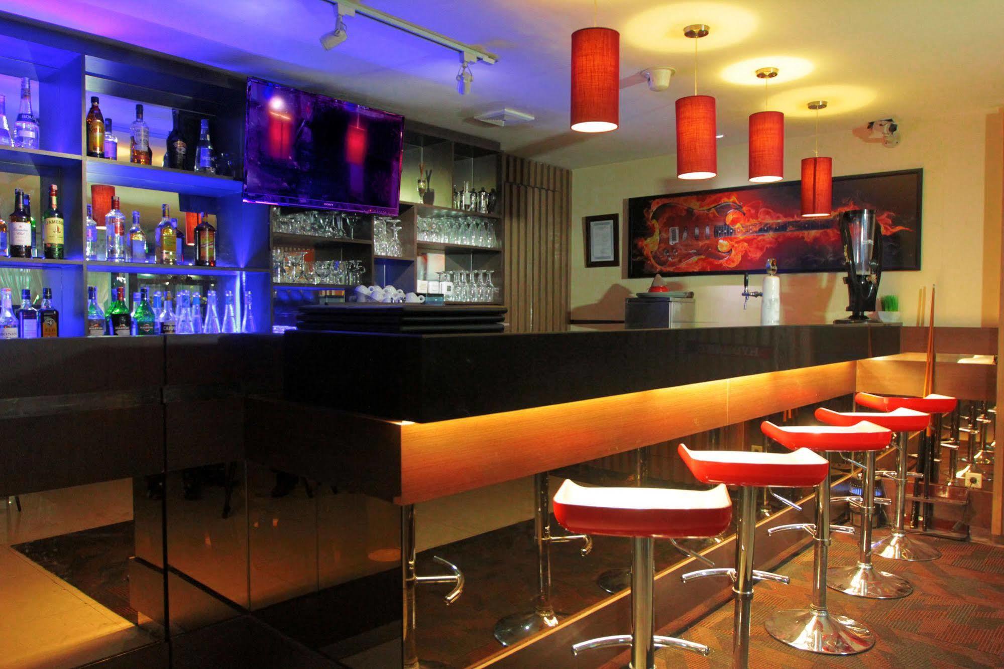 The Alana Surabaya Hotel Ngoại thất bức ảnh