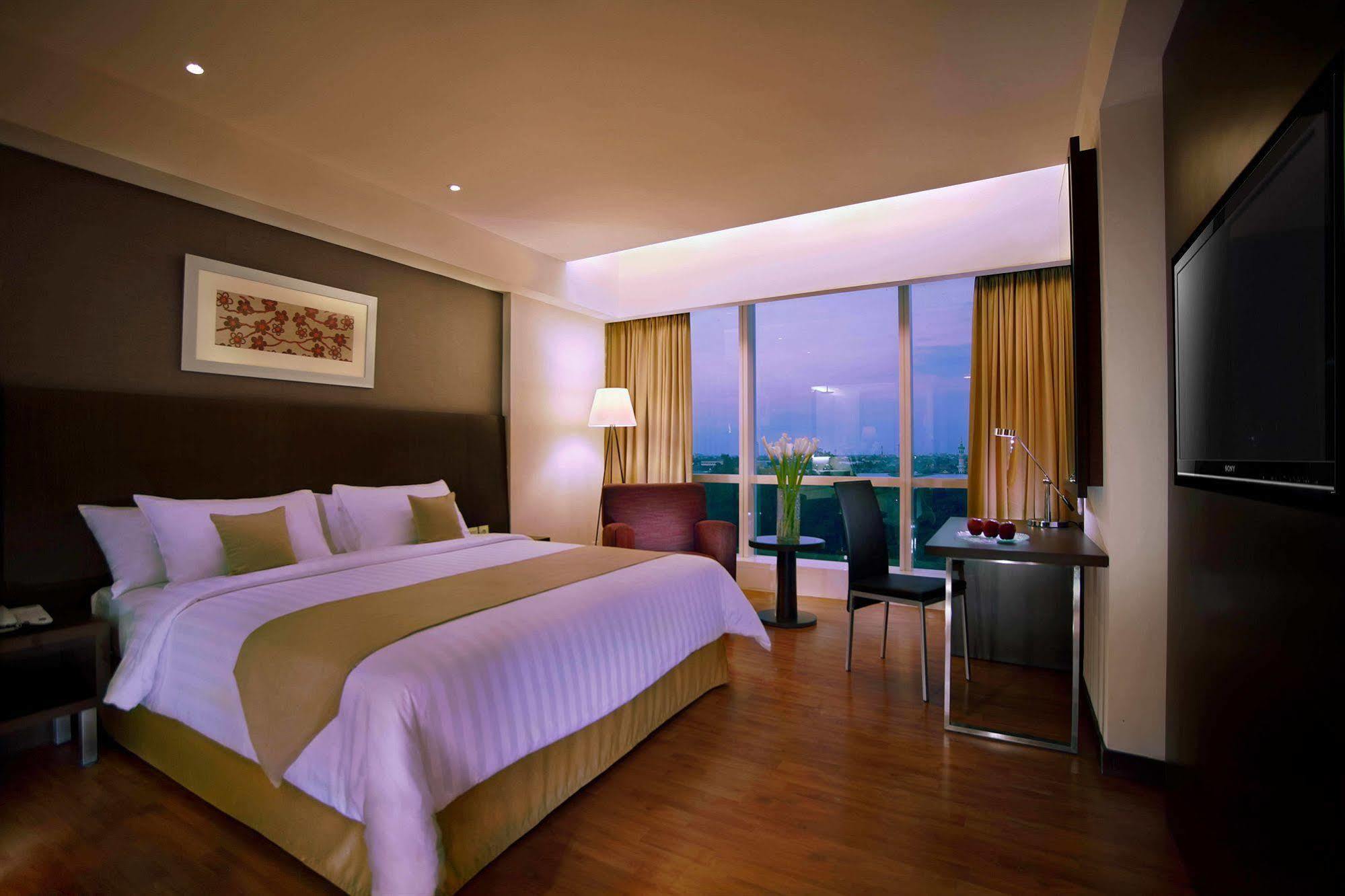 The Alana Surabaya Hotel Ngoại thất bức ảnh
