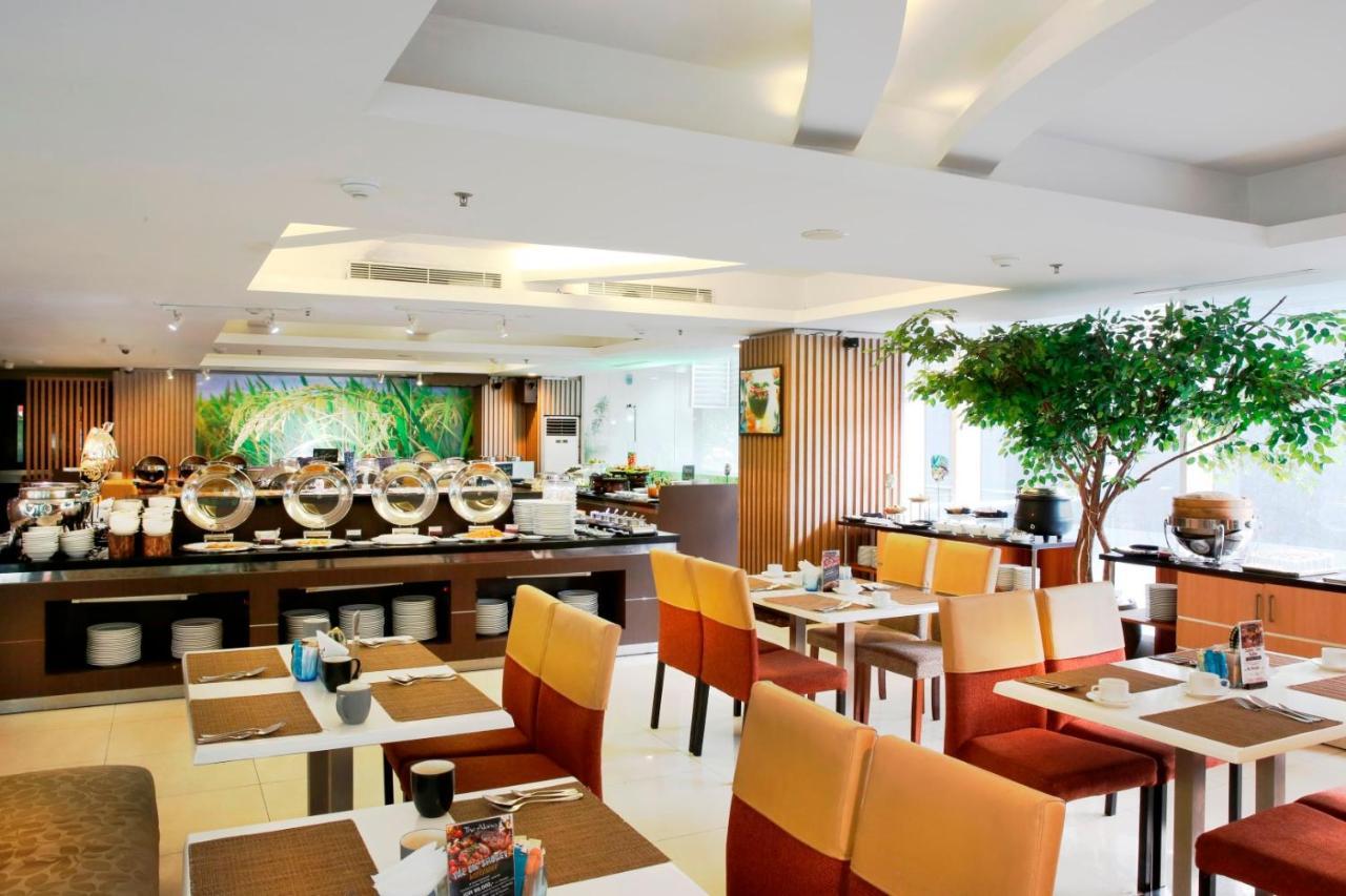 The Alana Surabaya Hotel Ngoại thất bức ảnh
